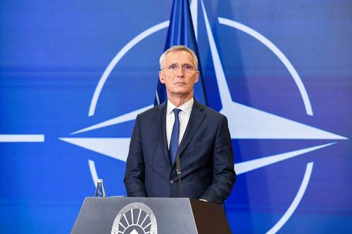 Столтенберг: заявления Трампа по НАТО подрывают безопасность в том числе США