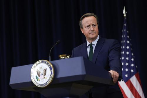 Глава МИД Британии заявил, что опасность эскалации конфликта в Украине иллюзорна