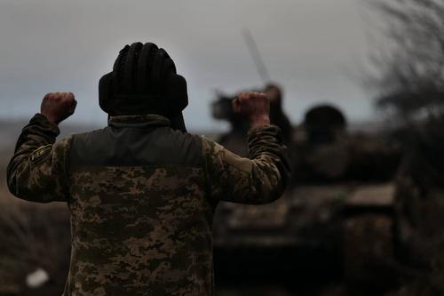 Советник Пушилина Кимаковский: ВСУ пытаются вывести часть сил из-под Донецка