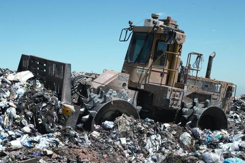 Росприроднадзор закроет мусорный полигон в Калининградской области 