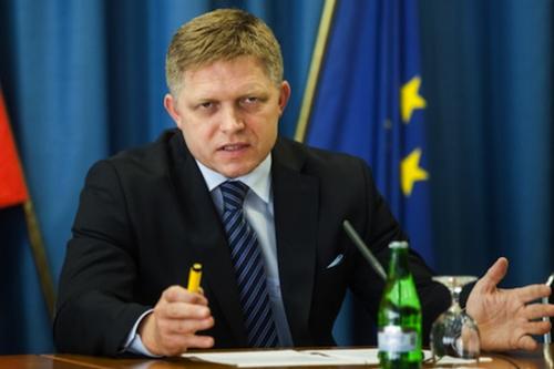 Премьер Словакии: общий объем помощи Украине составляет примерно миллиард евро