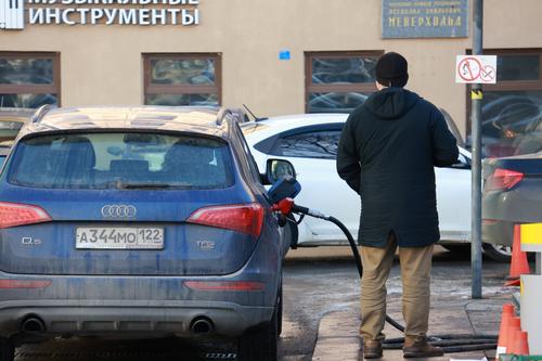 Ленобласть вошла в топ-30 рейтинга регионов России по доступности бензина 