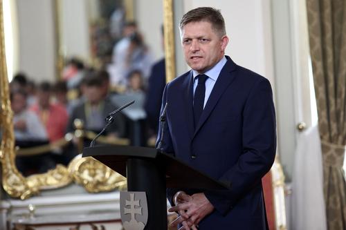 Премьер Словакии Фицо выразил разочарование встречей в Париже по Украине
