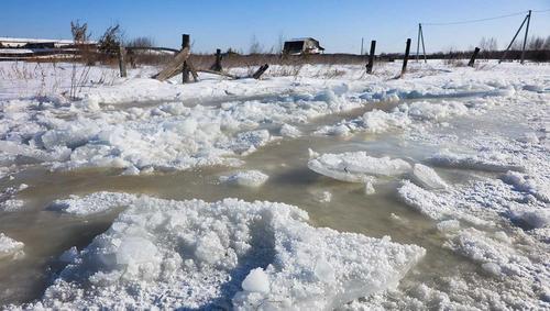 Зимний паводок пришел в Иркутск на месяц позже прогнозируемых сроков