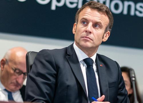 Президент Франции Макрон обсудит конфликт на Украине с лидерами партий страны 