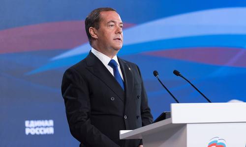 Медведев: Россия готова к продуктивным отношениям с любым президентом США