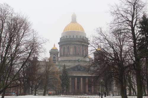 В Петербурге воздух прогреется до +3 градусов