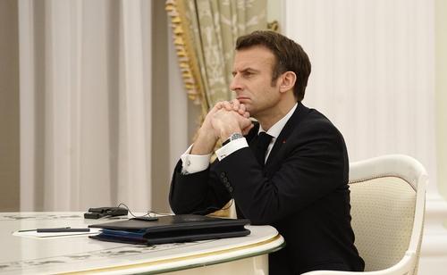 Макрон выступит со срочным обращением к французам по поводу конфликта на Украине