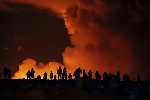 Вулкан в Исландии извергся в четвертый раз за 3 месяца
