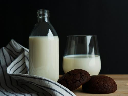 Экономист Лазаревский: На подорожание молочной продукции влияет климат