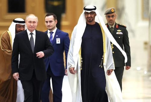 Президент ОАЭ поздравил Путина с безоговорочной победой на выборах