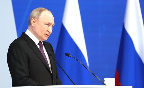 Путин призвал доверенных лиц вместе пройти по пути «строительства новой России»