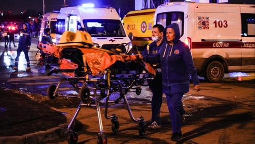 Shot: 12 тел людей остаются под завалами после теракта в «Крокусе»