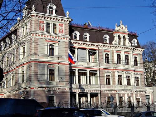 Латвия объявила о высылке российского дипломата
