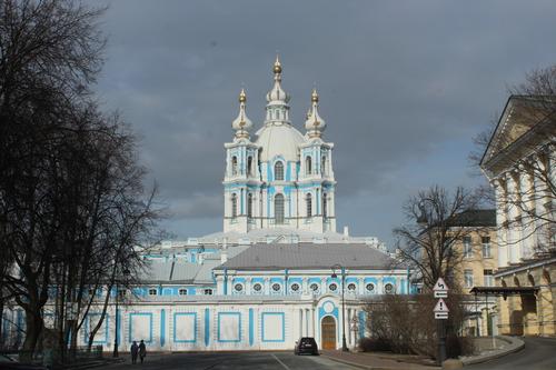 На реставрацию Смольного монастыря в Петербурге выделили 111 млн рублей
