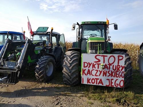 Правительства Польши и Украины обсудили фермерский кризис