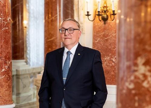Посол Любинский: Австрия взяла курс на разрыв отношений с Россией