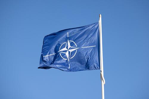NYT: ряд стран не верят в возможности НАТО создать фонд в $100 млрд для Киева