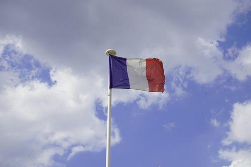 Политик Флориан Филиппо призвал Францию выйти из НАТО