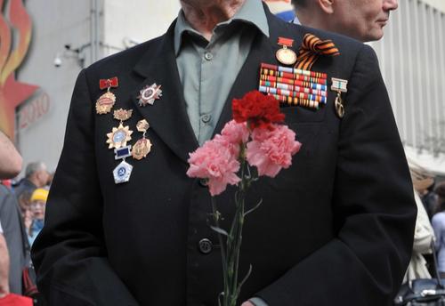 Более 50 петербургских объединений ветеранов и инвалидов получат 13 млн