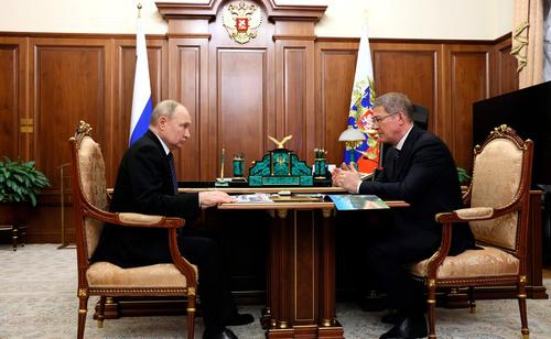 Путин поддержал намерение главы Башкирии баллотироваться на новый срок