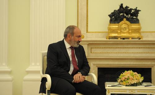 Пашинян: часть руководства Нагорного Карабаха хотела взять власть в Армении