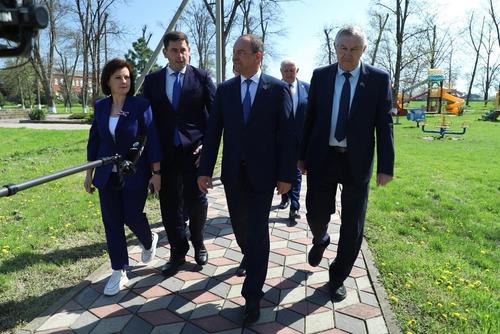Депутаты ЗСК оценили развитие Усть-Лабинского района Кубани