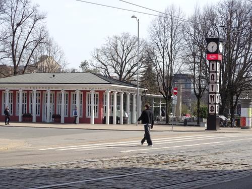 Почему граждане РФ, проживающие в Латвии, не хотят уезжать их страны?