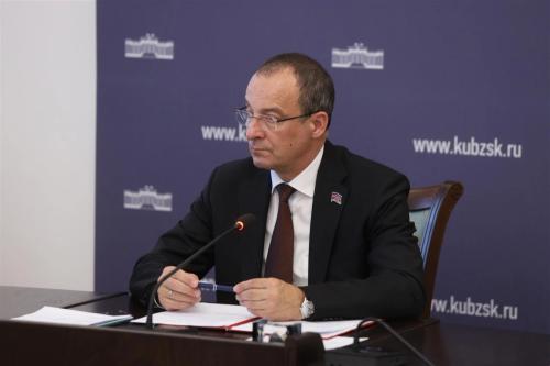 В ЗСК обсудили «дорожные карты» по выполнению Послания Президента РФ