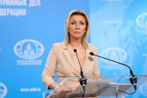 Захарова назвала инсценировкой и провокацией обвинения России в похищении детей