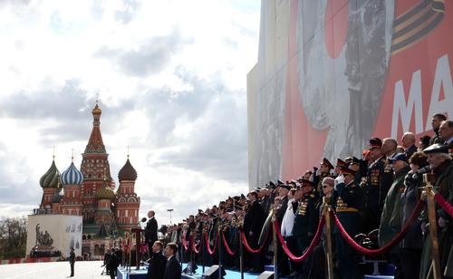 Путин назвал всех участников СВО героями