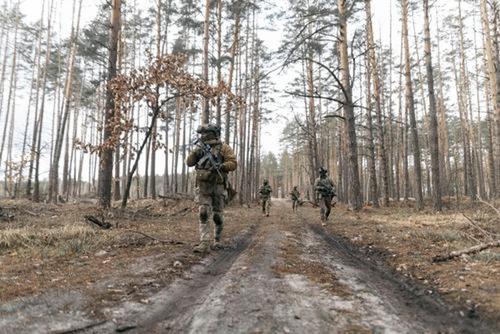 Меркурис: оборона ВСУ под Харьковом, несмотря на элитные части, рушится