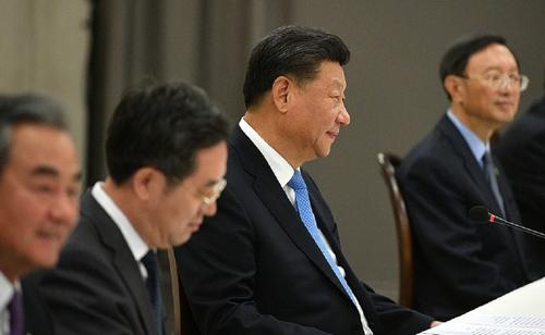 Си Цзиньпин: КНР за такую конференцию по Украине, которую одобрят Киев и Москва