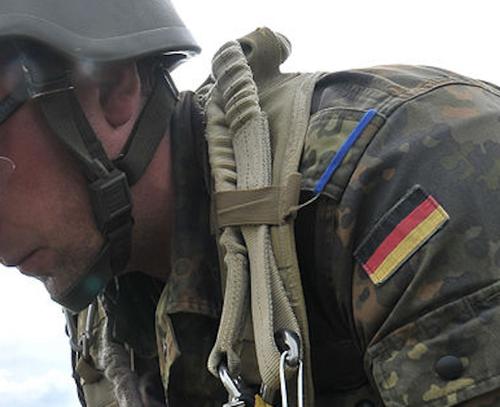 Bild: армия Германии испытывает острый дефицит военного снаряжения и формы
