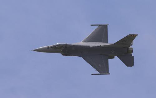 Глава МИД Лябиб: Бельгия поставит Украине 30 истребителей F-16 до 2028 года