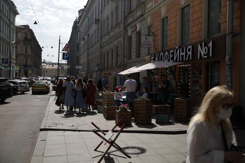 В Гидрометцентре предупредили петербуржцев об аномальной жаре и грозах