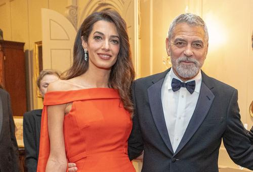 Песков назвал безумной идею фонда Джорджа Клуни об аресте российских журналистов