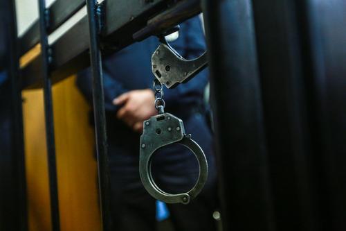 В Хабаровском крае гражданина, выбросившего ребенка из окна, осудили на 10 лет