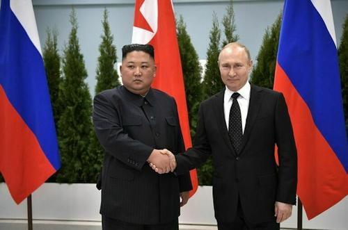 Ушаков: Путин и Ким Чен Ын обсудят в Пхеньяне международную повестку дня