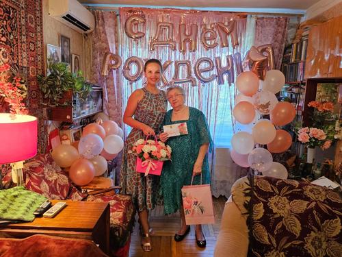Депутат Гордумы Краснодара поздравила долгожительницу с Днем рождения
