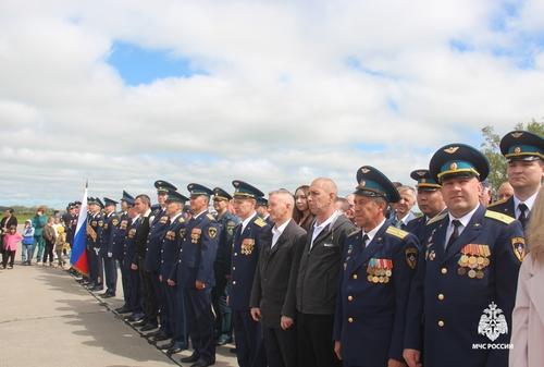 Хабаровские авиаторы МЧС отметили 43-летие своего спасательного центра
