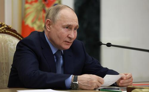 Хинкл: Зеленский может остановить конфликт на Украине, приняв условия Путина