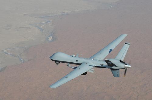Минобороны РФ заявило об опасном сближении американского дрона с Су-35 в Сирии