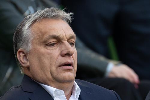 Орбан: Венгрия хотела бы способствовать урегулированию конфликта на Украине