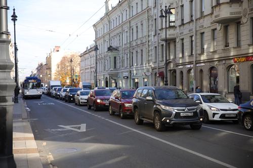 Петербуржцы мечтают тратить меньше времени на поездки до работы