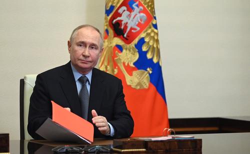 Путин предложил на совещании Совбеза обсудить меры обеспечения работы ОПК