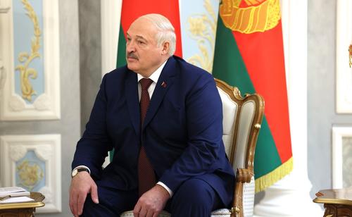 Лукашенко заявил о планах обсудить с Путиным дальнейшие шаги по Украине