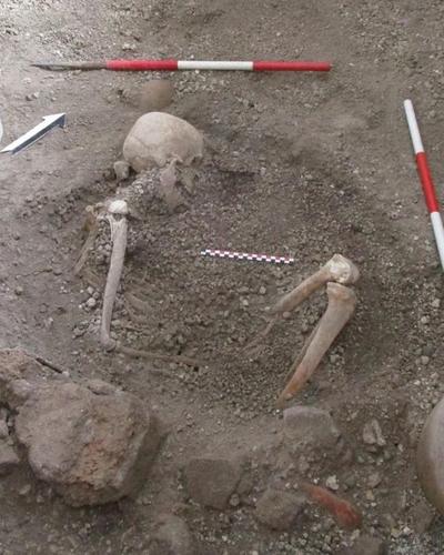 Скелет в Помпеях показывает, что было еще одно стихийное бедствие, кроме Везувия