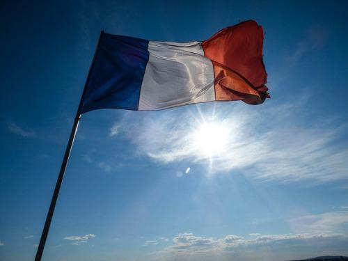 В Нацсобрании Франции правым не дали возглавить ни один парламентский комитет