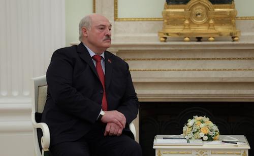 Александр Лукашенко прибыл в Санкт-Петербург